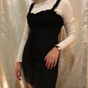 Forever 21 black fitted dress 🖤